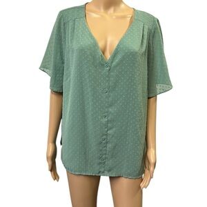 EVRI Sage Green V Neck Swiss Dot Button Up Short Cap Sleeve Blouse Womens 1X
